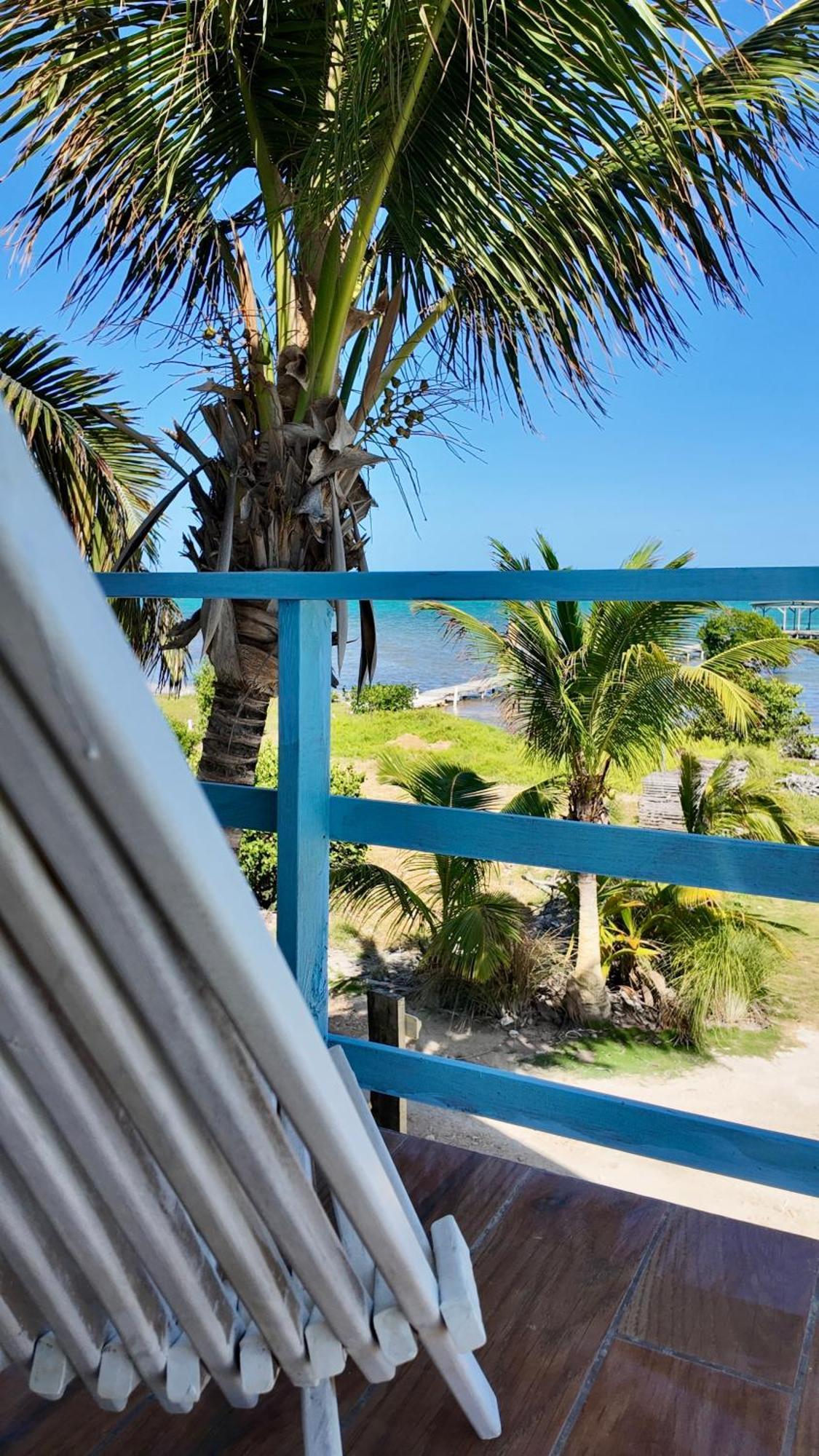 The Novelo Hotel Caye Caulker Exterior foto